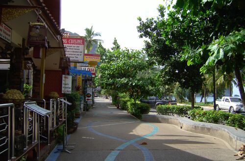Ao nang beachroad