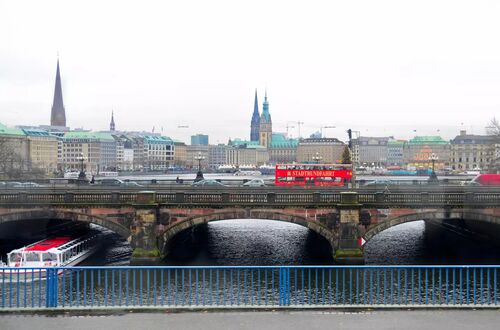 Panoramavy över Hamburgs stadskärna