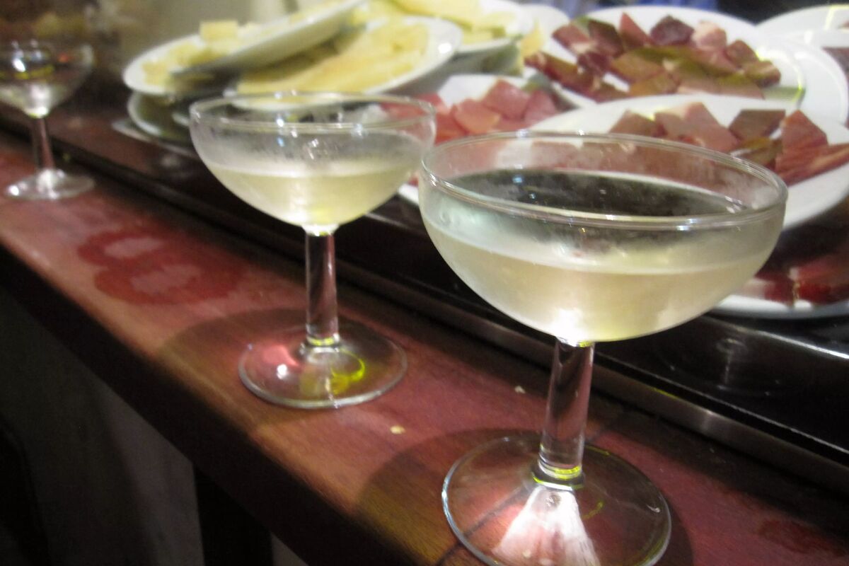 Champagnerian på Carrer Reina Christina