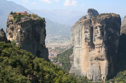 Meteora "For your eys only-klippan/klostret"