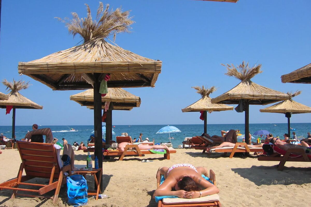 Golden Sands