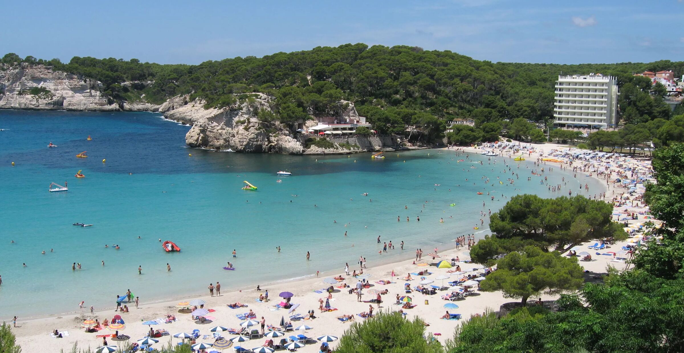 Finn hotell i Cala Galdana, Menorca